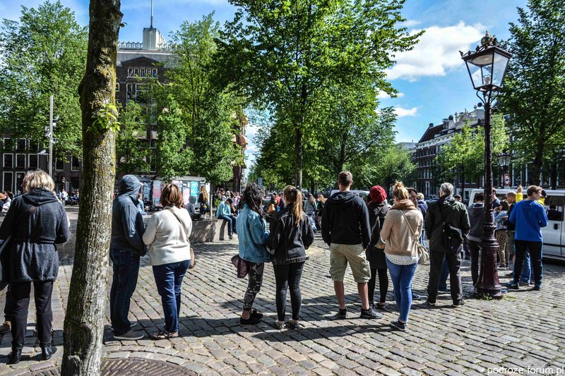 Najważniejsza atrakcja Amsterdamu- Dom Anny Frank. Niestety czekała nas blisko 4 godzinna kolejka, która możne się zmniejszyć w godzinach wieczornych ale to i tak za długo