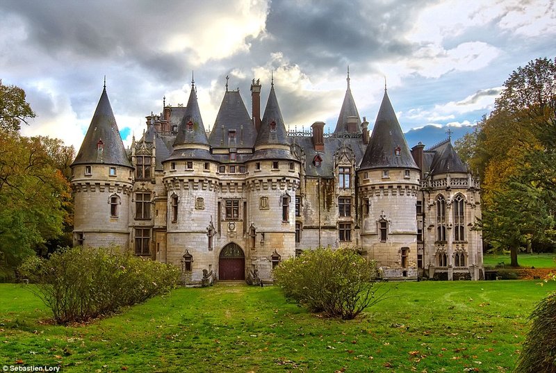 french castles.jpg